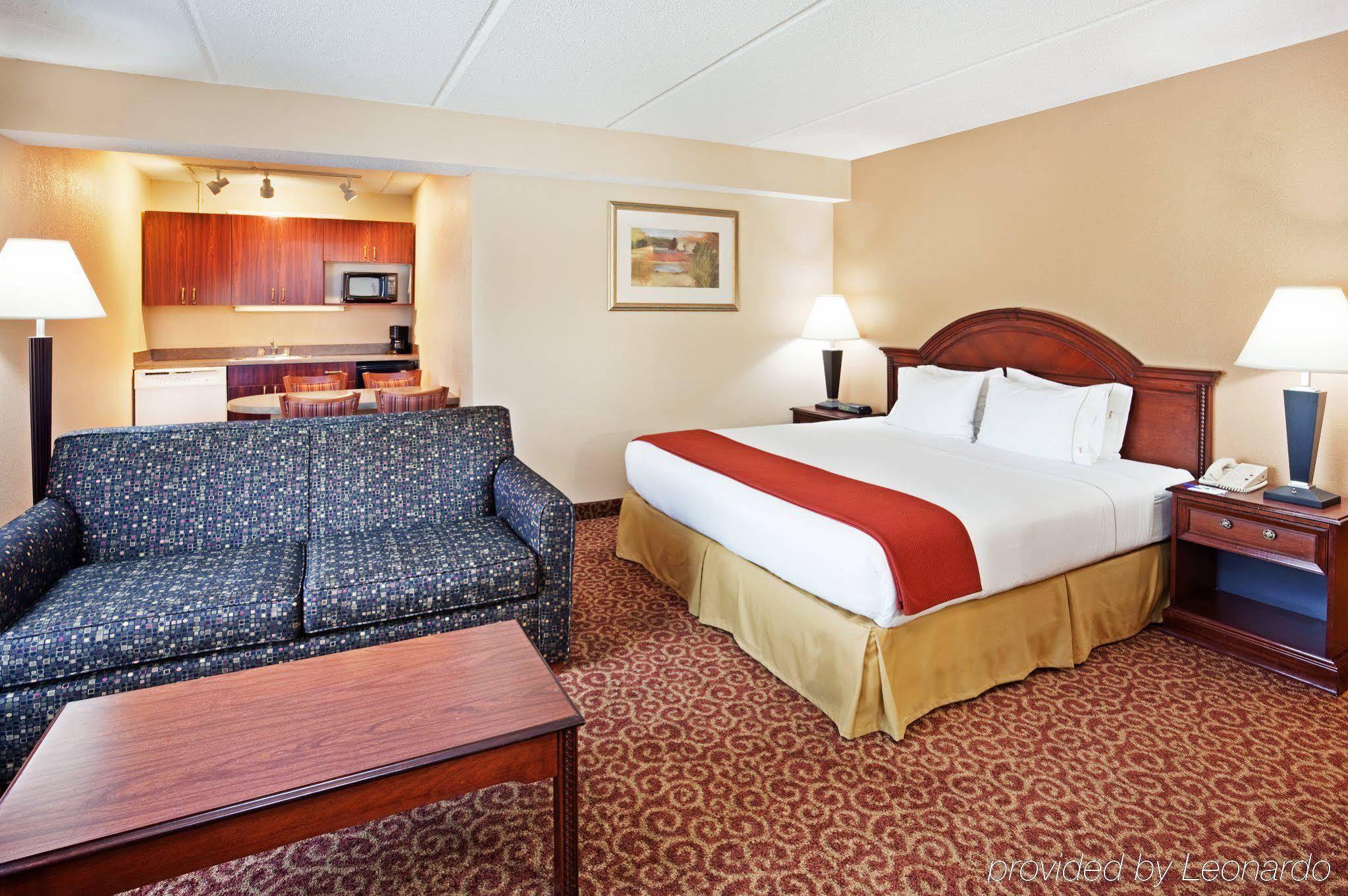 Holiday Inn Express & Suites Kings Mountain - Shelby Area By Ihg Exterior photo