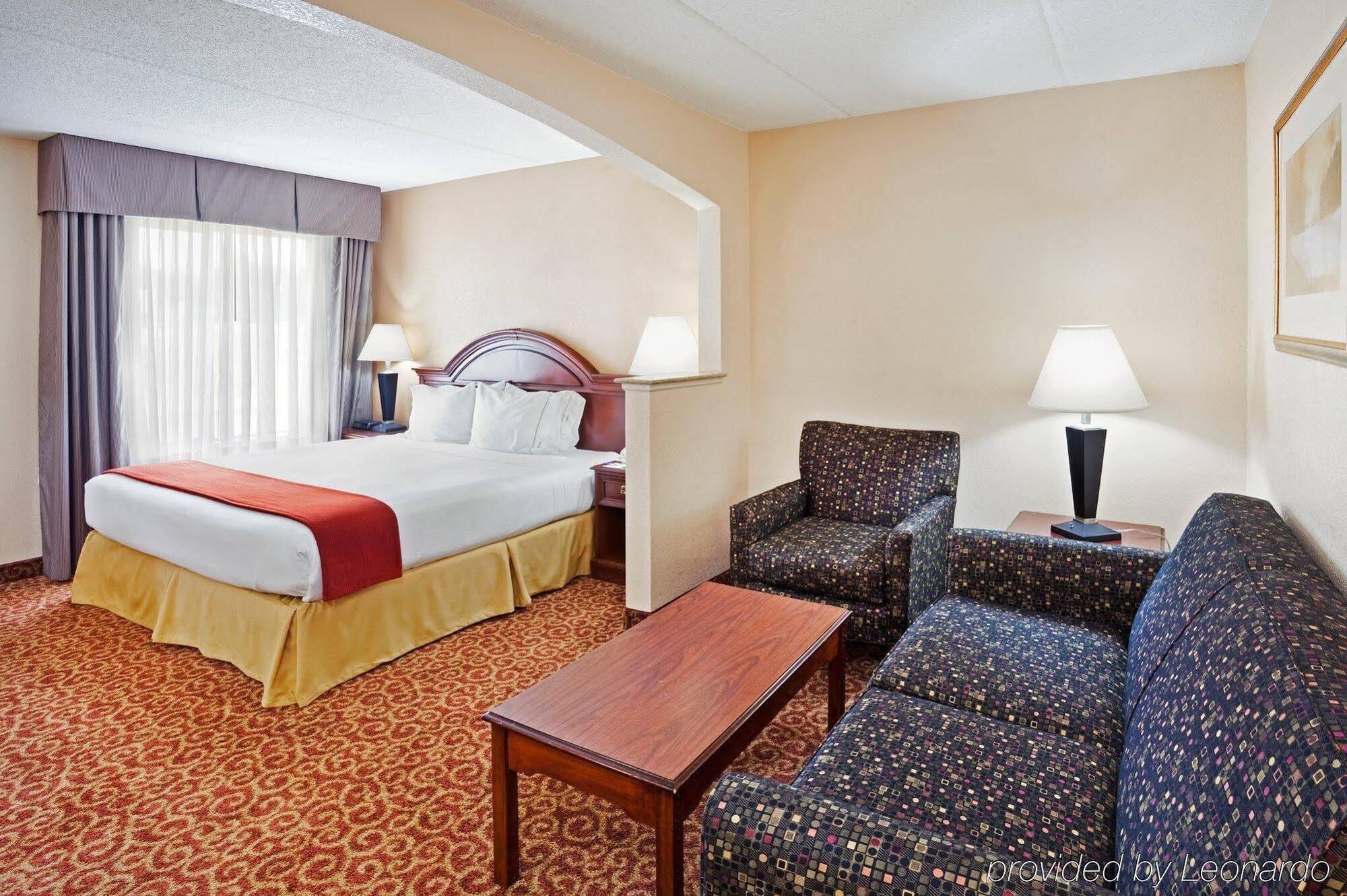 Holiday Inn Express & Suites Kings Mountain - Shelby Area By Ihg Exterior photo